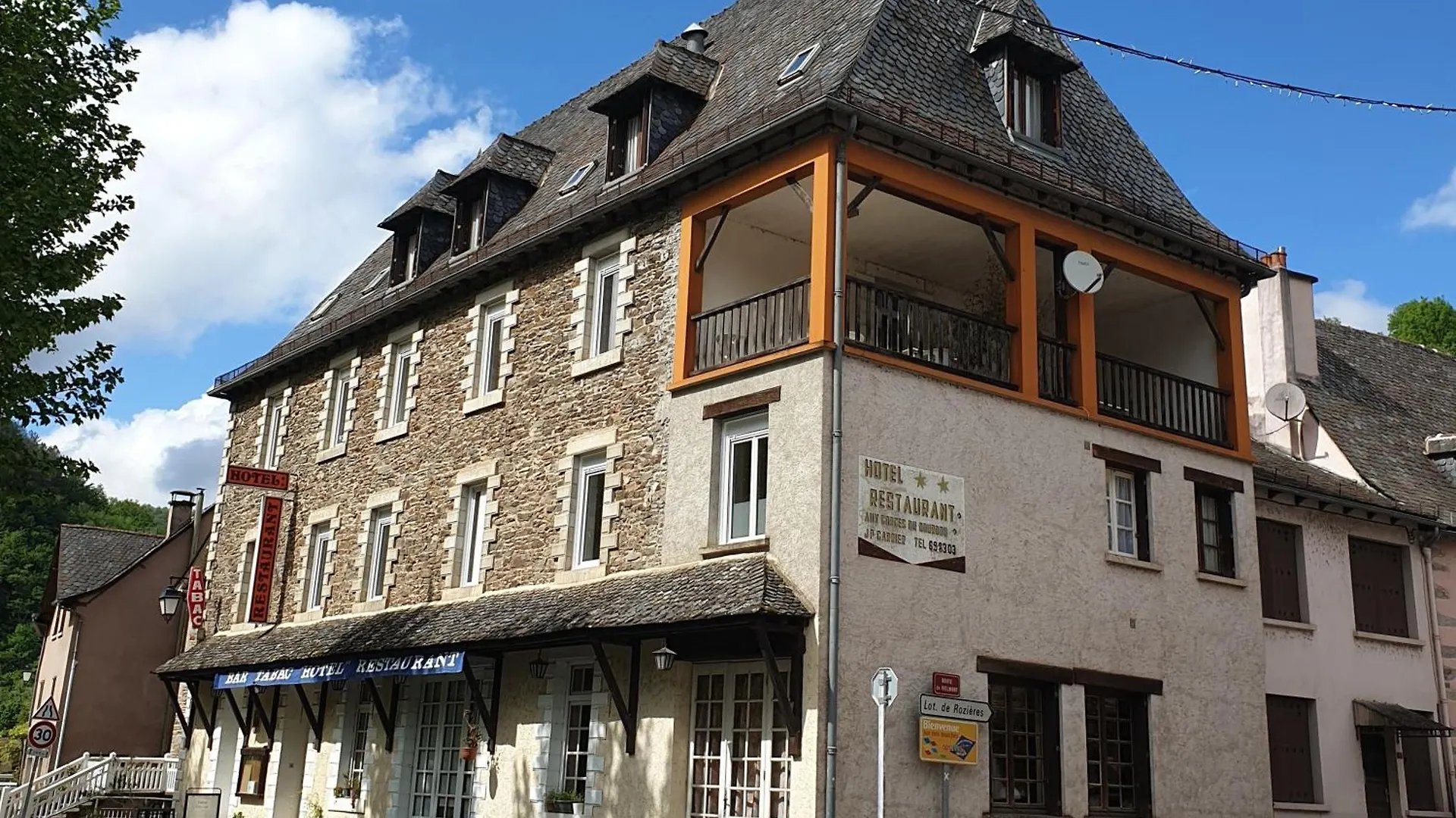 Hotel Aux Gorges Du Dourdou à Grand-Vabre